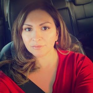 Meet your Posher, Adriana